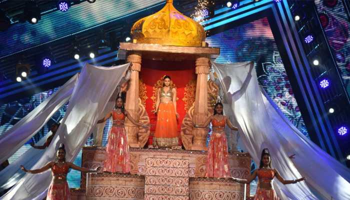 Zee Cine Awards 2023: New Mommy Alia Bhatt Sends Crowd Into Frenzy With Her Performance On Stage