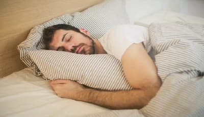 Sleep Deprivation Increases Risk Of Clogged Leg Arteries: Study