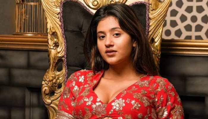 Anjali Arora, Prince Narula Shake Legs On Street In New Video, Flaunt Cool Dance Moves