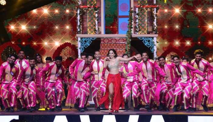 Zee Cine Awards 2023: ‘Bijli’ Kiara Advani's Electrifying Dance Wows Audience