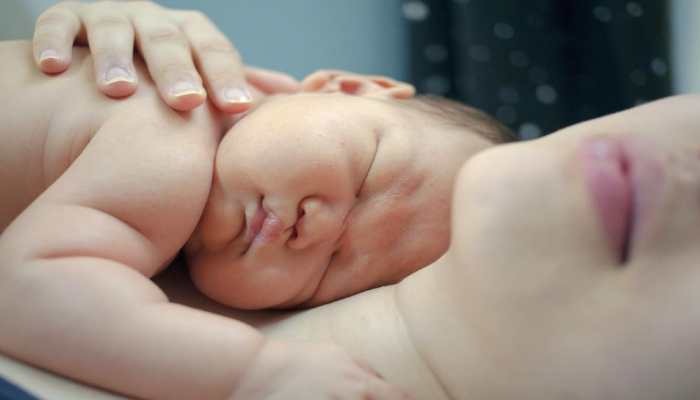 Why Is Skin-To-Skin Contact Bonding With Your Newborn Is Important For Mothers? Here&#039;s What Science Says