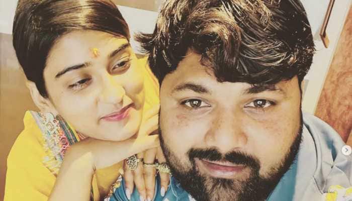 Akanksha Dubey Suicide: Mother Blame Singer Samar Singh, Brother for Actor's Death