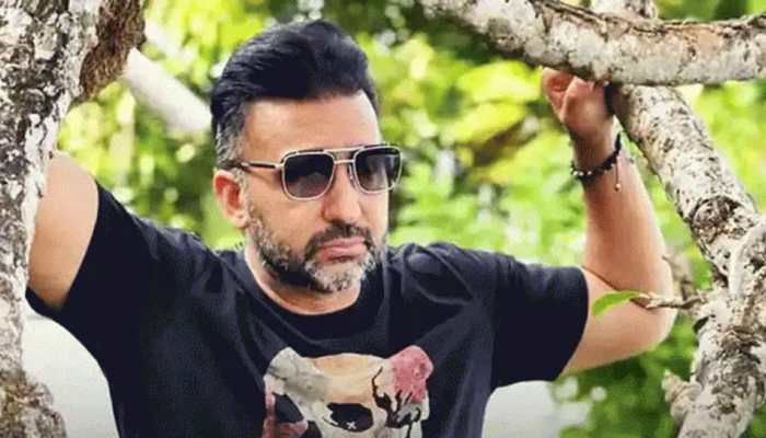 Shilpa Shetty's Husband Raj Kundra Tests Covid-19 Positive, Gets Trolled For Wearing 'Face Masks'