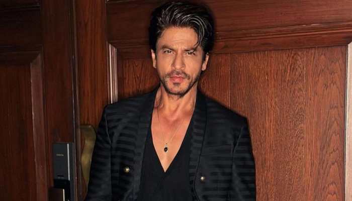 Shah Rukh Khan&#039;s New Jaw-Dropping Look In Black Suit Gets A Swooning Reaction From Deepika Padukone