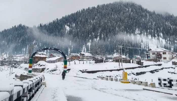 J&amp;K: MeT Predicts Rains With Thunderstorm In Plains, Snow Over Higher Reaches