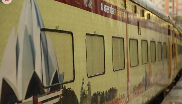 Indian Railways: IRCTC Flags Off Guru Kripa Yatra Tourist Train From Lucknow