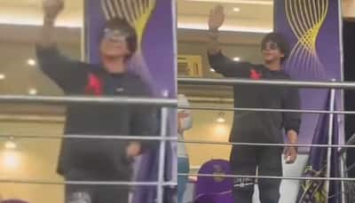 Shah Rukh Khan Does 'Jhoome Jo Pathaan' Hook Step For Fans At KKRvsRCB Match At Eden Gardens