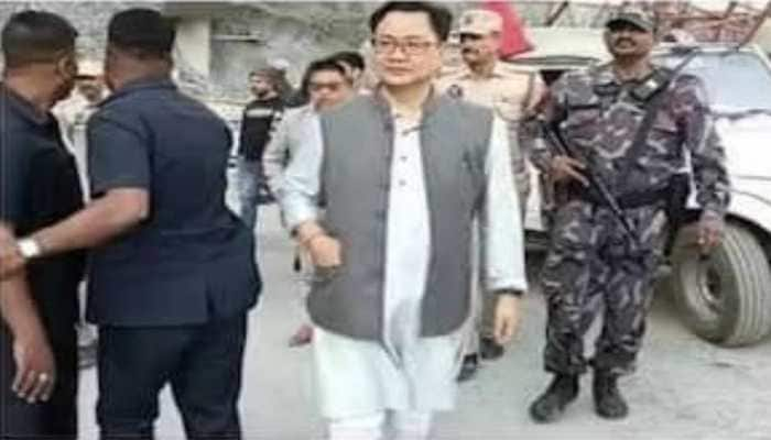 Law Minister Kiren Rijiju&#039;s Car Meets Accident In J&amp;K, No One Hurt