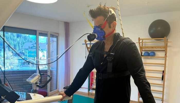 Anil Kapoor Puts On Oxygen Mask To Workout, Fans Are Worried - Watch