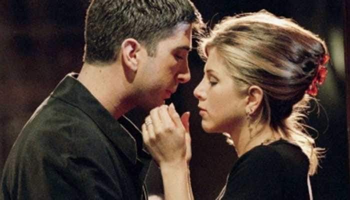 Jennifer Aniston And David Schwimmer Let &#039;Feelings Play Out&#039; During &#039;Friends&#039; Filming