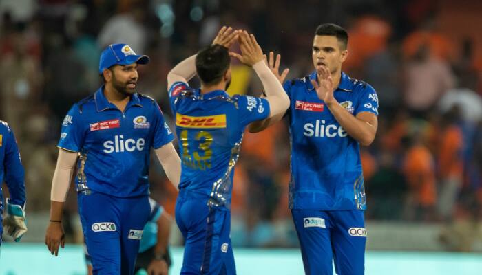 Arjun Tendulkar Mocked On Twitter For His Bowling Speed; Fans Call Shahid Afridi Faster Than Mumbai Indians' Pacer