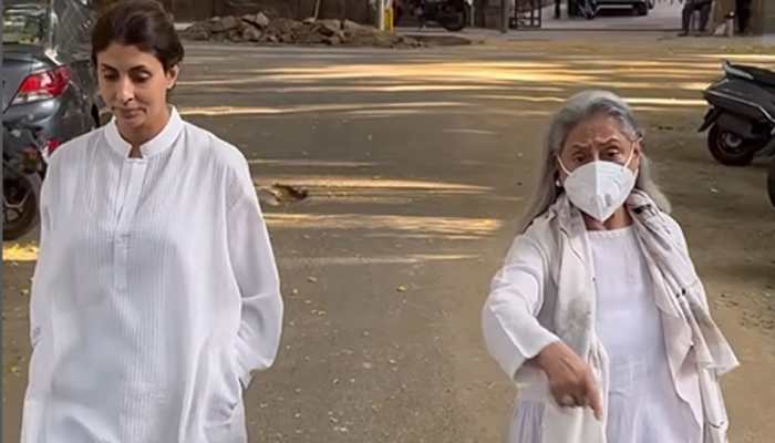 Jaya Bachchan Snaps At Paparazzi For Clicking Her Pictures At Aditya Chopra's Residence, Asks Them To Maintain Distance
