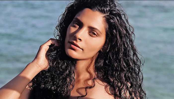 Saiyami Kher Reunites With Gulzar, To recite His Poetry In '8 AM Metro'