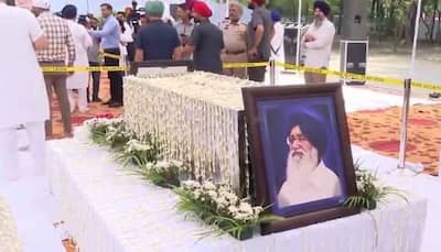 PM Narendra Modi Pays Last Respects To Parkash Singh Badal In Chandigarh