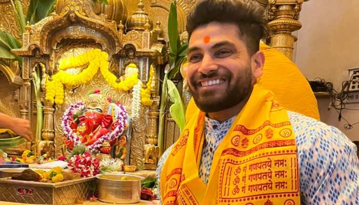 Shiv Thakare Kickstarts The 'Khatron Ke Khiladi 13' Journey With Blessings From Siddhivinayak - Pics