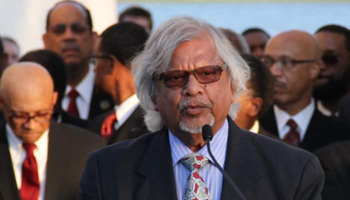Mahatma Gandhi's Grandson Arun Gandhi Passes Away At 89 After Prolonged Illness