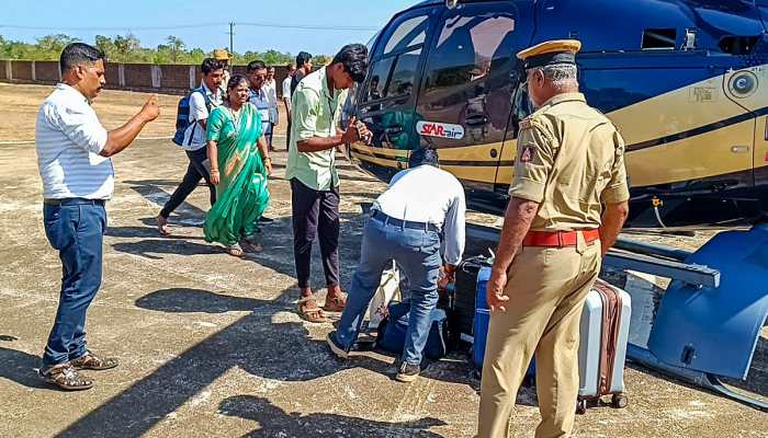 Helicopter Carrying Karnataka Congress President D.K. Shivakumar Hits Vulture, Makes Emergency Landing