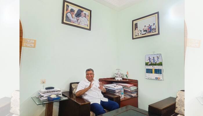 'Hurt' Jagadish Shettar Still Has Photos Of PM Modi, Amit Shah At Office