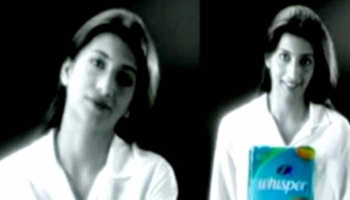 Smriti Irani's 25-yr-old Advertisement On Menstrual Hygiene Is All About Breaking The Taboo - Watch