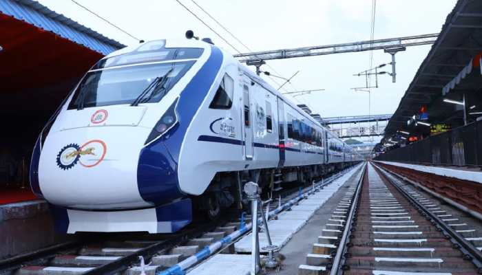 Kerala&#039;s First Vande Bharat Express Pelted With Stones Again, Second Incident In A Week