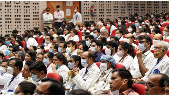 Mamata Banerjee Proposes 'Diploma Doctors' For Primary Healthcare Centres To Address 'Shortfall' | India News | Zee News