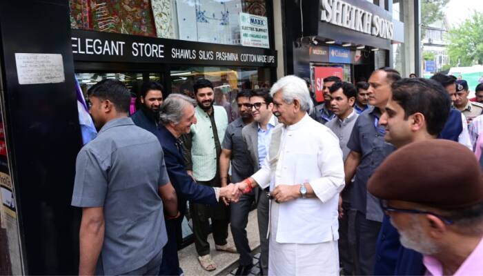 J&amp;K LG Manoj Sinha Inaugurates Srinagar's 'London Like' Poloview Market