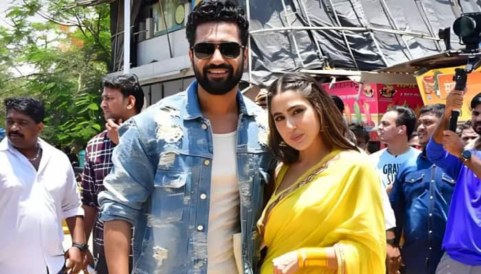 Sara Ali Khan, Vicky Kaushal Enjoy Ice-Gola Before &#039;Zara Hatke Zara Bachke&#039; Trailer Launch