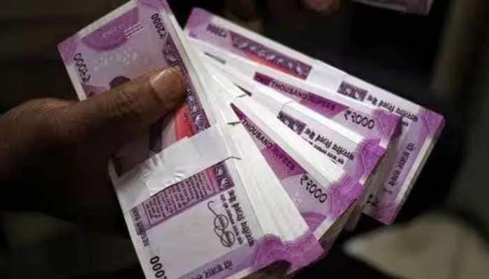 RBI To Stop Circulation Of Rs 2000 Currency Notes, Will Remain Legal Tender