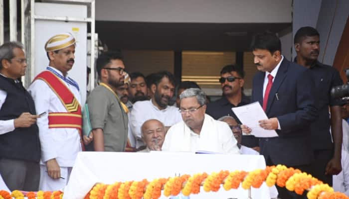 Karnataka CM Siddaramaiah Approves Congress’ 5 Poll &#039;Guarantees&#039; At 1st Cabinet Meet