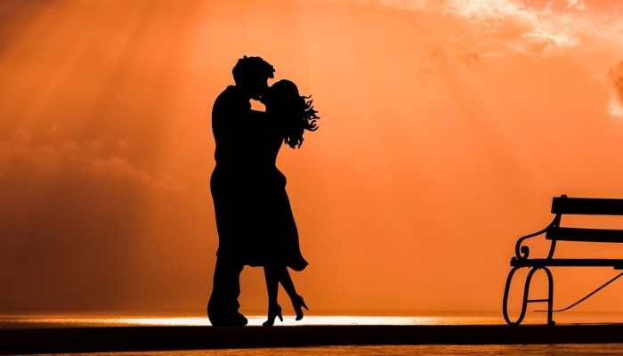 Research Reveals Date And Place Of World's First Lip Kiss; Read