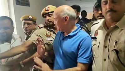 AAP Says Cop 'Misbehaved' With Manish Sisodia At Court; Delhi Police Reject Charge