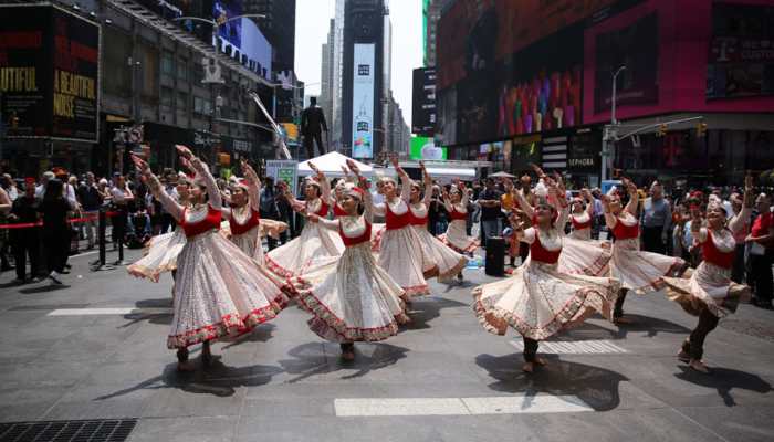 Flash mob celebrating &#039;Mughal-E-Azam: The Musical&#039; Enthralls Crowd At New York&#039;s Times Square