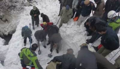 10 Killed, 12 Critically Ill After Avalanche Hits Pakistan's Gilgit-Baltistan Region