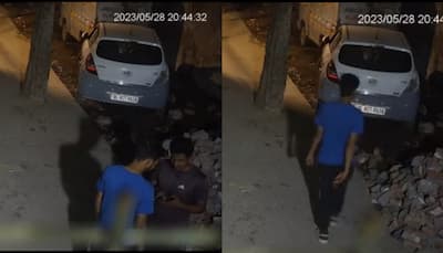  Watch Video: New CCTV Clip Shows Shahbad Dairy Murder Accused Waiting For Girl Before Killing Her