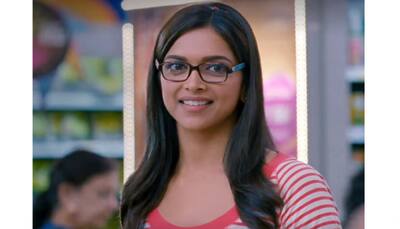 Deepika Padukone 'Almost' Kept Naina's Specs From 'Yeh Jawaani Hai Deewani'