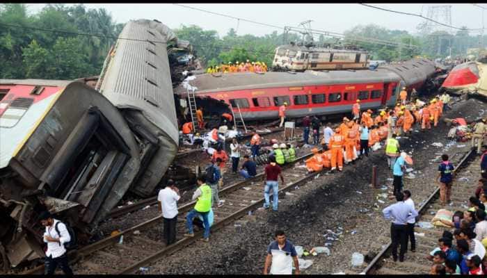 Odisha Train Accident: Former Rail Minister Lalu Prasad Yadav Demands High-Level Inquiry 