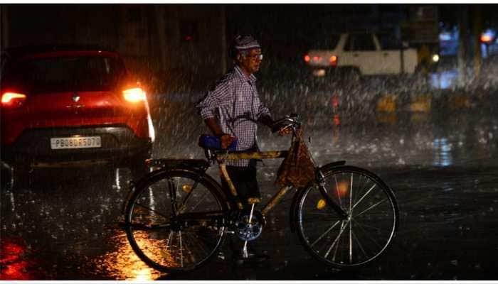 Weather Update: IMD Predicts Heavy Rains In Tamil Nadu, Severe Heatwave In Bihar, Bengal, Check Full Forecast Here