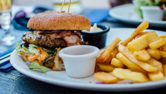 Junk Food Increases Heart Problems In School Kids, Expert Explains