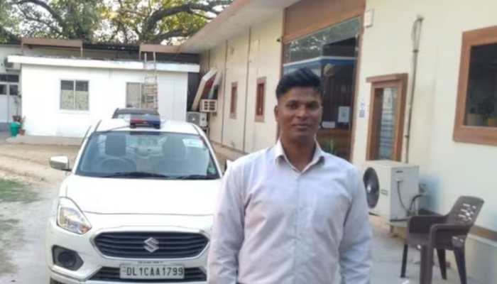 Meet Ram Bhajan, Delhi Police Constable Who Cracked UPSC Exam In 8th Attempt