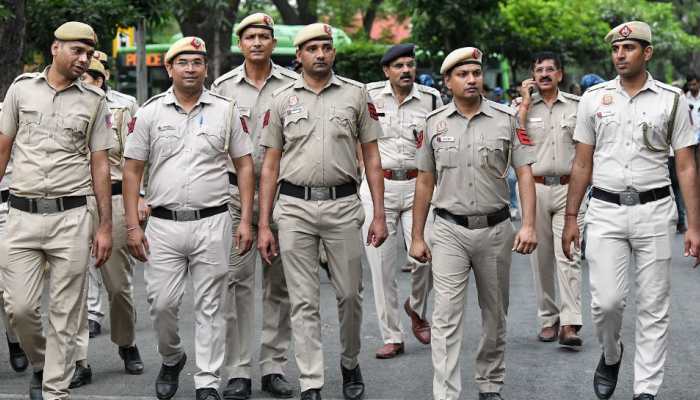 Around 3,000 Mobile Phones Missing In Noida, Police Launches Special Search Operation