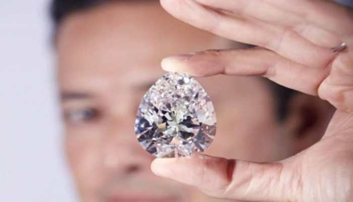 Farmer Finds Precious Stone Worth Rs 2 Crore In Andhra&#039;s Rayalaseema Region; Now Diamond Hunting Begins There