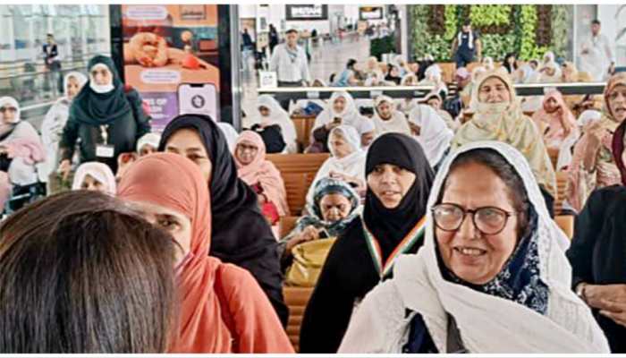 The First Women-Only Hajj Flight Takes Off From Kerala&#039;s Karipur