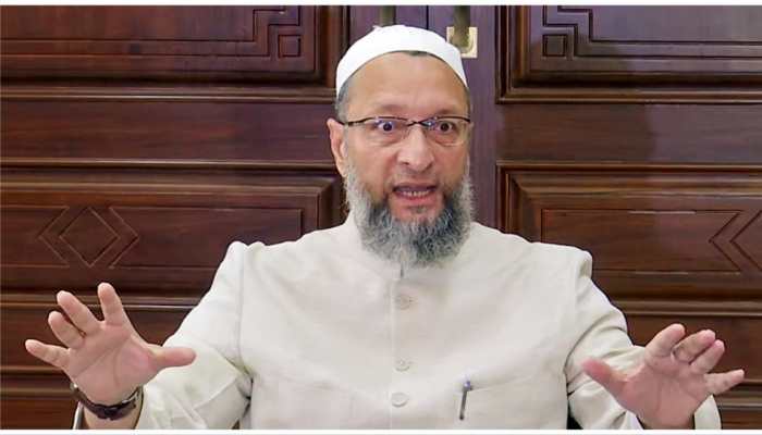 Asaduddin Owaisi Slams Devendra Fadnavis Over &#039;Aurangzeb Ki Aulaad&#039; Remarks On Kolhapur Violence