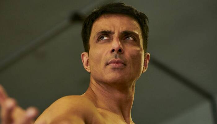 Sonu Sood Gives Hearing-Impaired Contestant A Chance To Cast His Film 'Fateh'