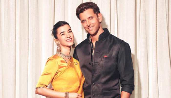 Saba Azad And Hrithik Roshan’s Stylish Ethnic Outfits Set New Couple Goals