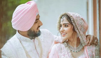 'Rataan Lambiyan' Singer Asees Kaur Marries Beau Goldie Sohel After Dating For 7 Years