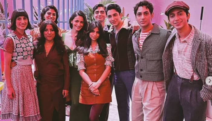 Alia Bhatt With Zoya Akhtar&#039;s The &#039;Archies Gang&#039; At Netflix Tudum 2023