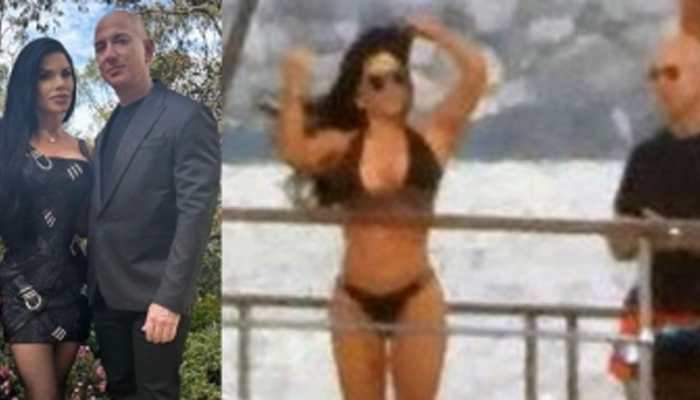 Jeff Bezos&#039;s Girlfriend Lauren Sanchez Flaunts Curves In Dark Bikini On His $500 Mn Yacht