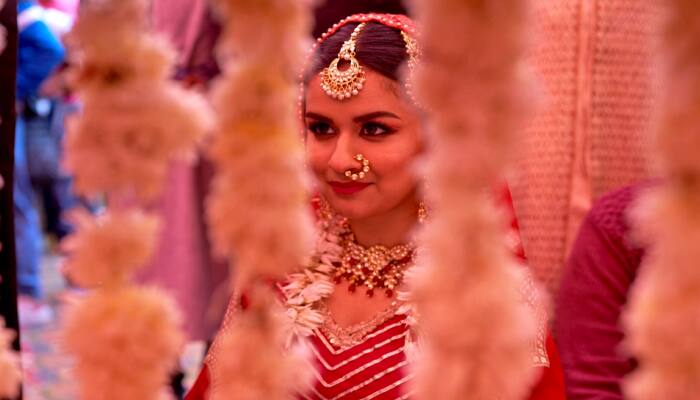 Avneet Kaur Opens Up On Working With Nawazuddin Siddiqui In Tiku weds Sheru, Says 'He Is Serious, Passionate'