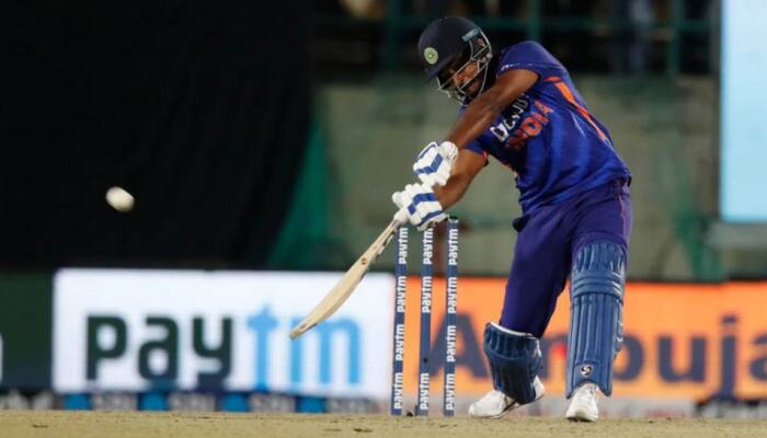 IND vs WI: &#039;With Rishabh Pant&#039;s Absence, Sanju Samson Should Be Handed Extended Opportunity,&#039; Believes Irfan Pathan